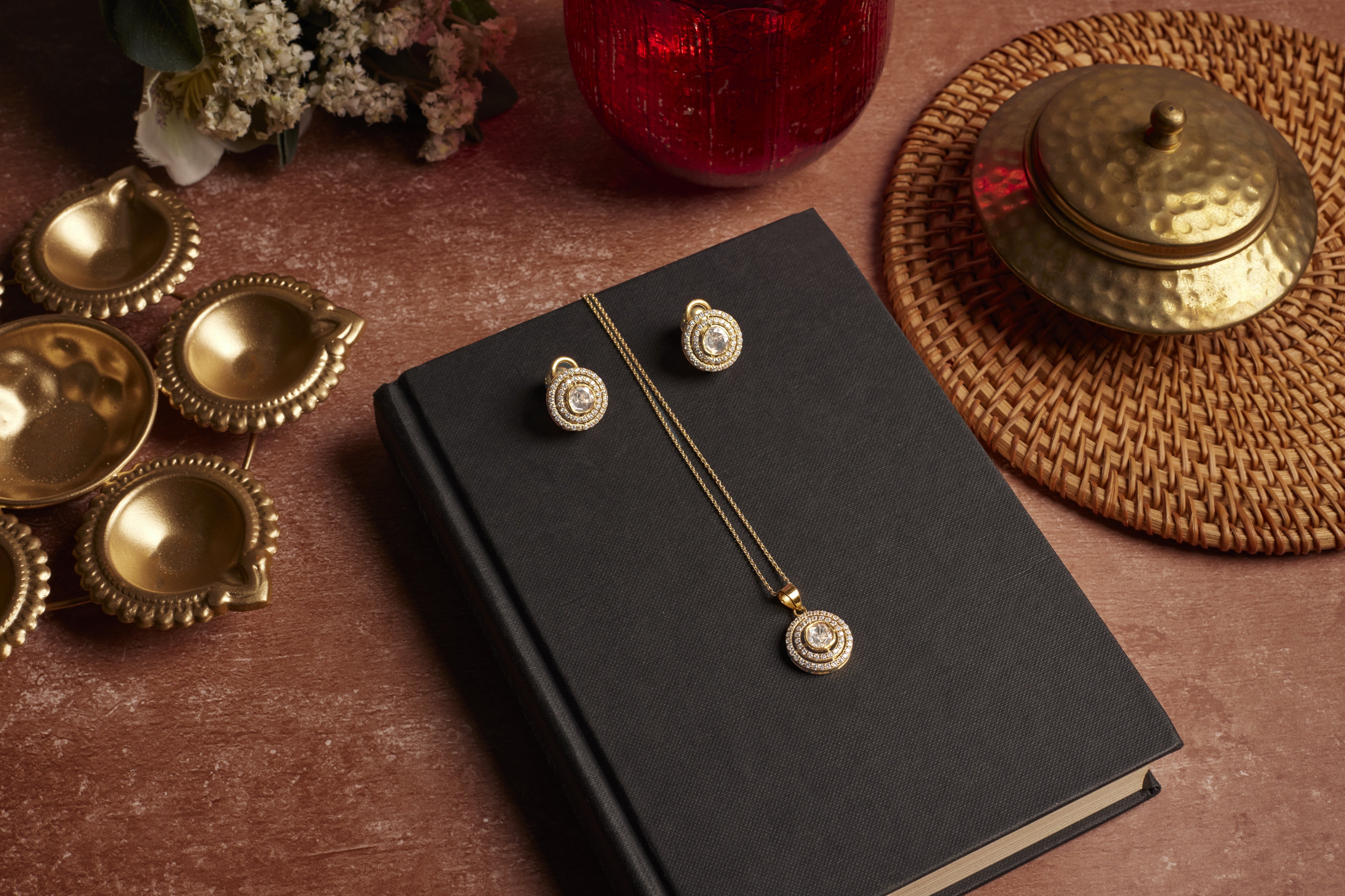 Pendants & Sets